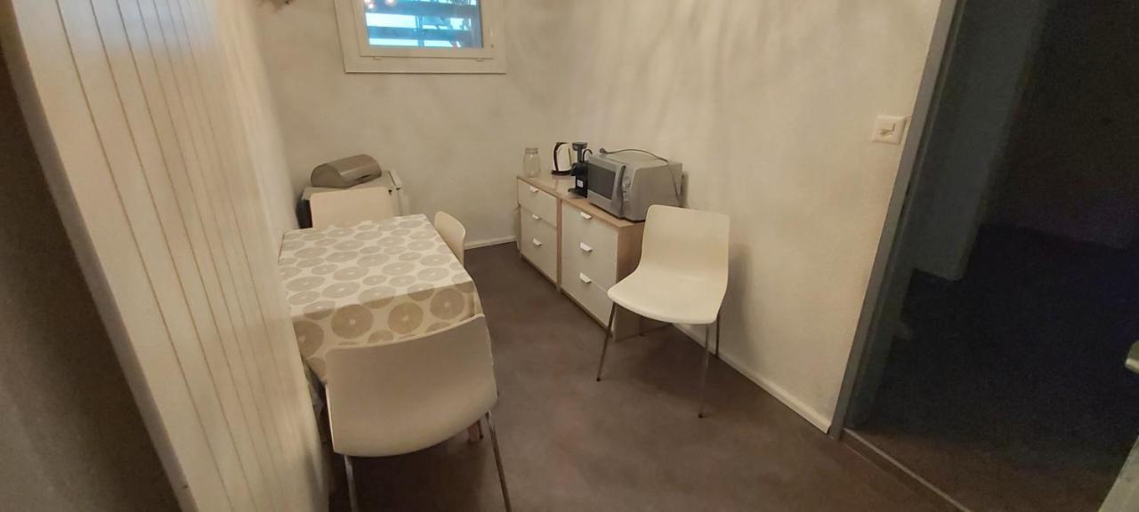 Chambre D'Hote L'Optimisme Montfaucon Luaran gambar